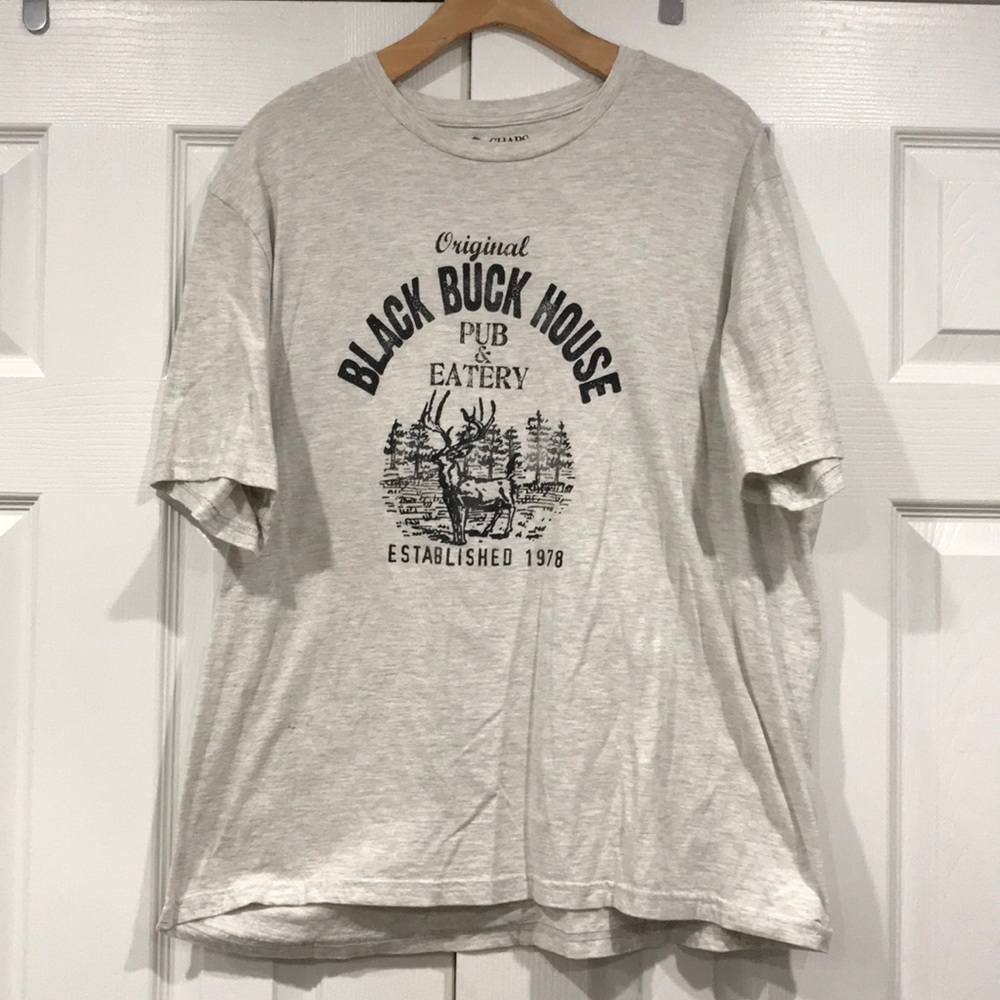 Mens Chaps tshirt